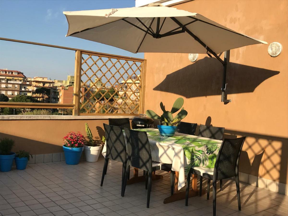 Appartement Rome On The Beach à Ostie Extérieur photo
