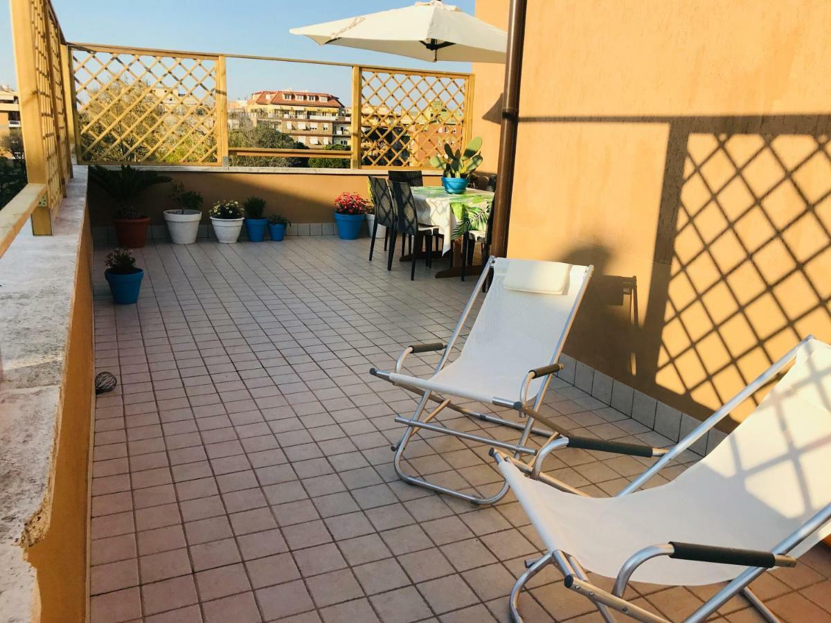 Appartement Rome On The Beach à Ostie Extérieur photo
